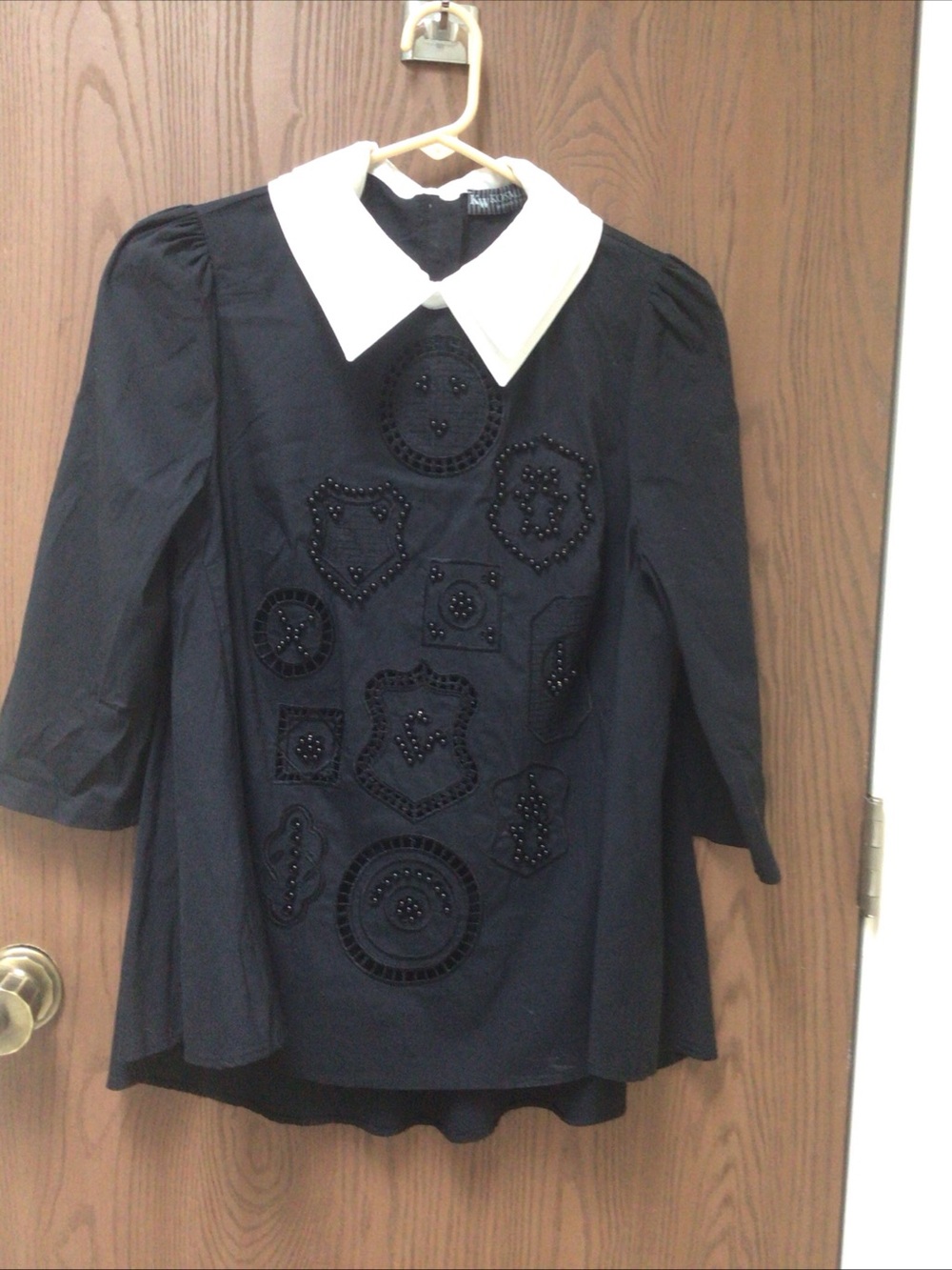 Kosmika black top Blouse, Italy, with white Peter Pan collar, sz M